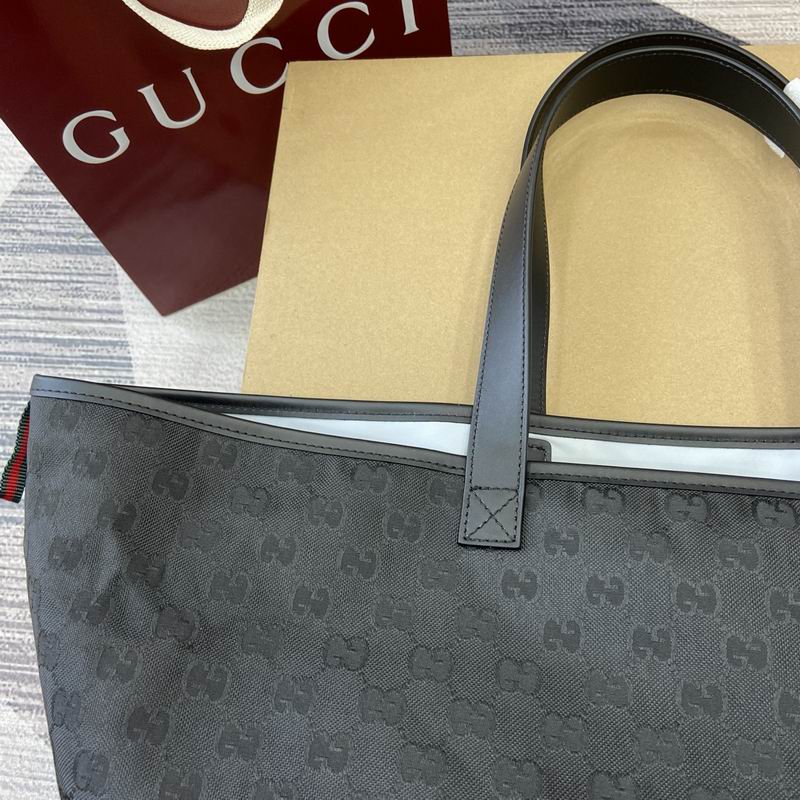 835567 35.5x34x24cm MP (1)