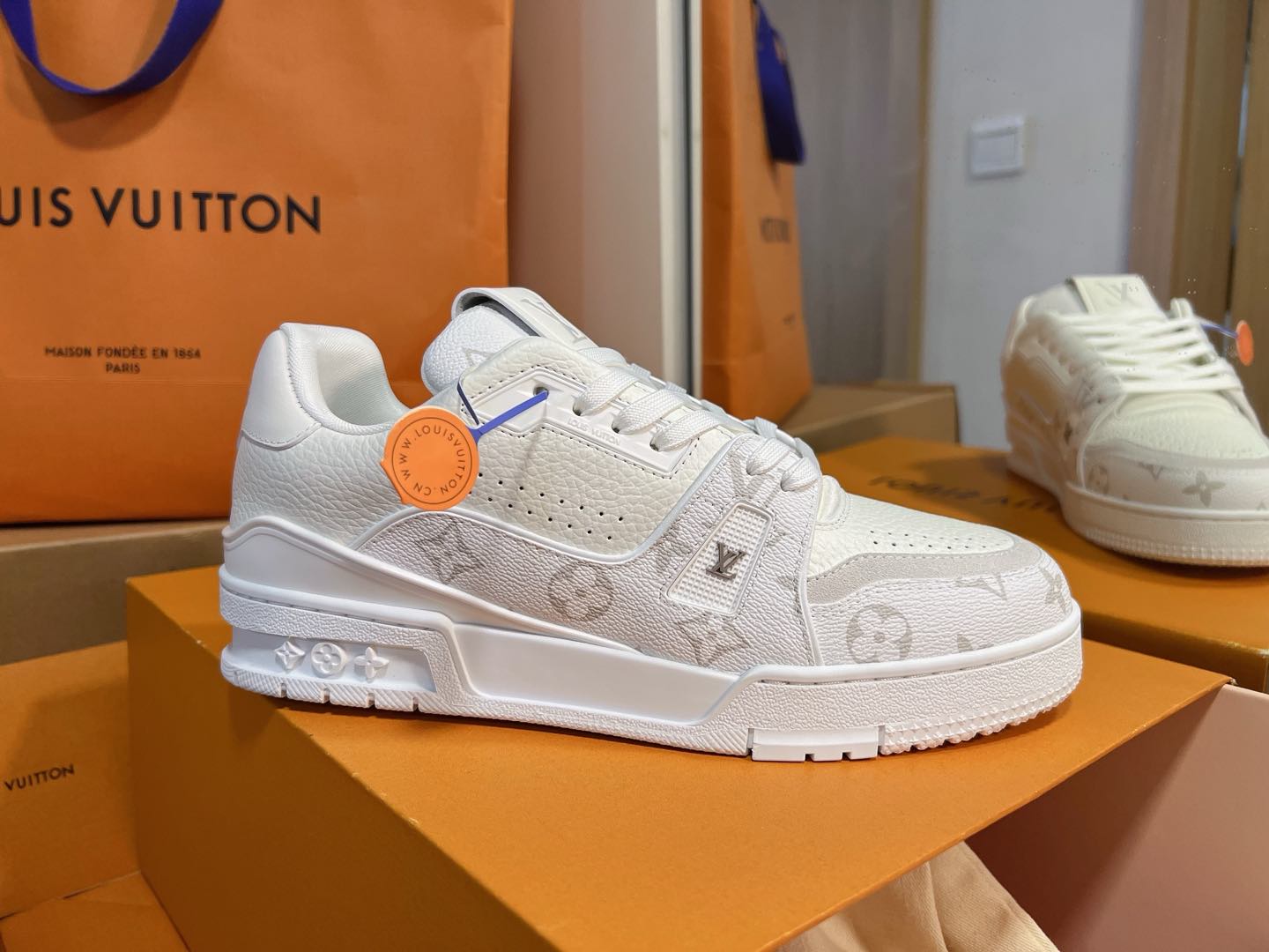 LV Trainer Sneaker – White Monogram