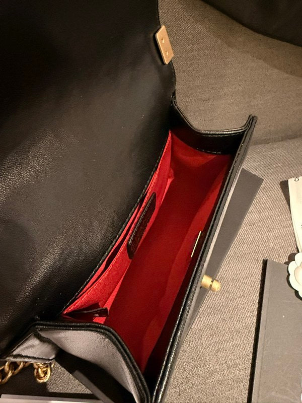Chanel leboy24ss chain bag